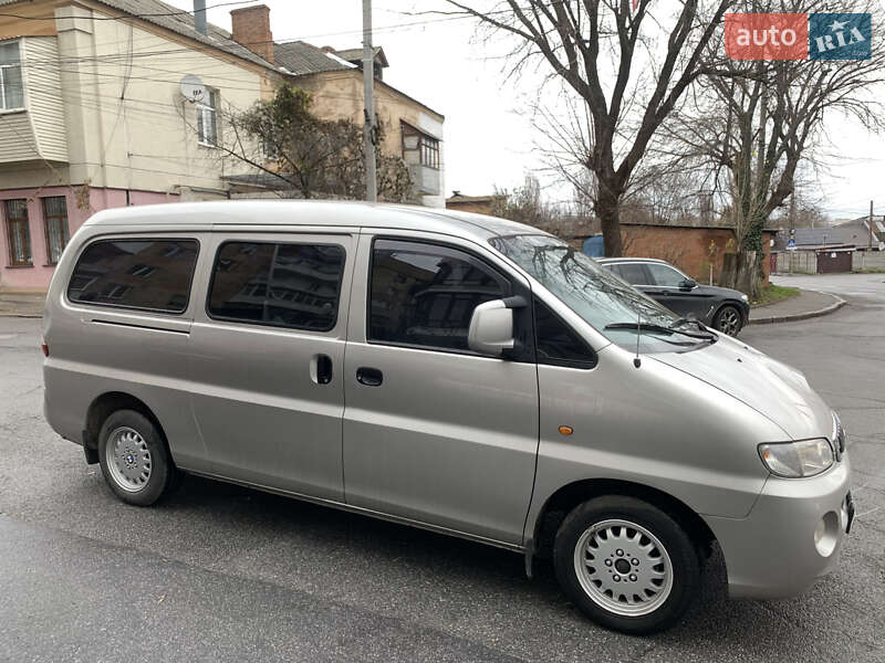 Минивэн Hyundai Starex 2006 в Виннице фото 4 Минивэн Hyundai Starex 2006 в Виннице