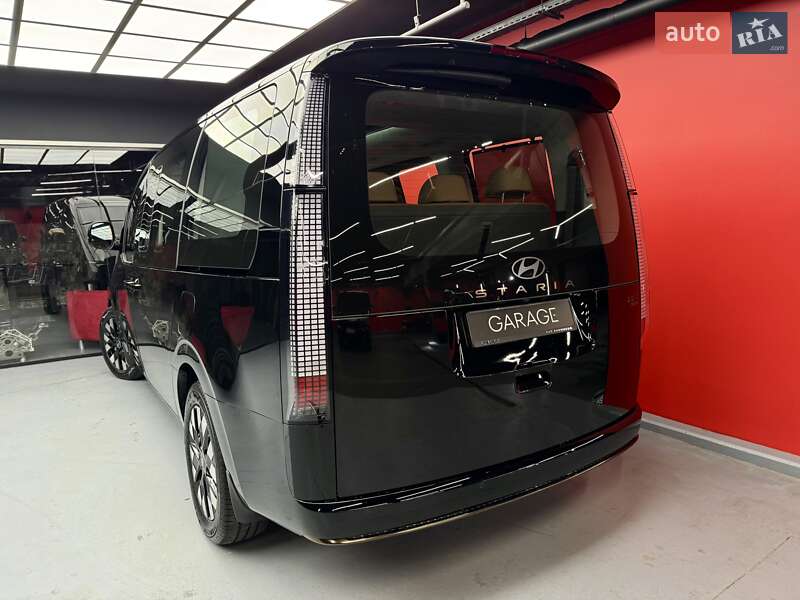 Мінівен Hyundai Staria 2025 в Києві