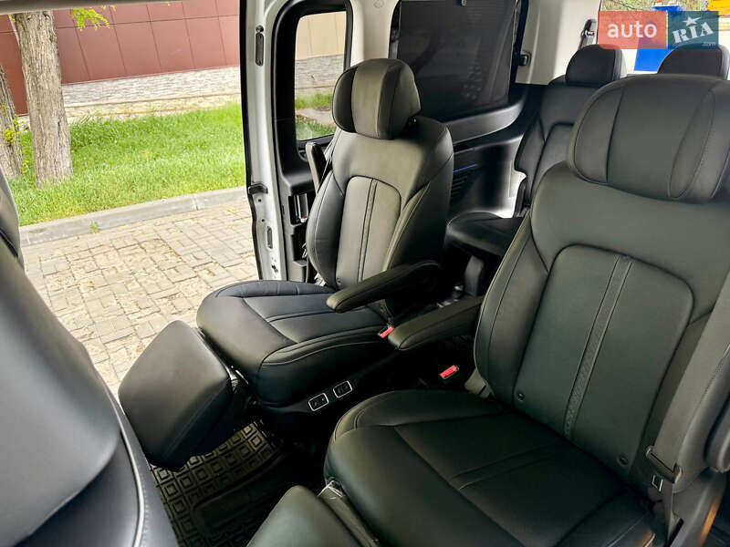 Мінівен Hyundai Staria 2021 в Дніпрі