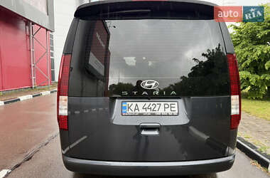 Мінівен Hyundai Staria 2021 в 