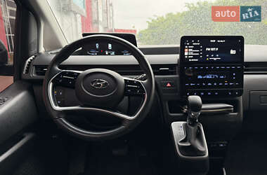 Мінівен Hyundai Staria 2021 в 