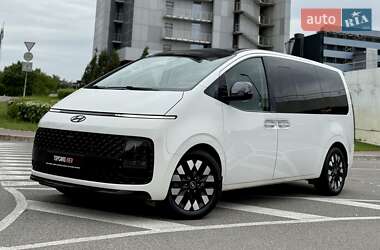 Мінівен Hyundai Staria 2021 в 