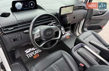 Мінівен Hyundai Staria 2021 в 