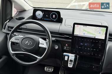 Мінівен Hyundai Staria 2021 в 