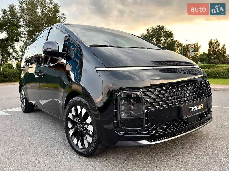 Минивэн Hyundai Staria 2025 в Киеве