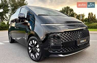 Минивэн Hyundai Staria 2025 в 
