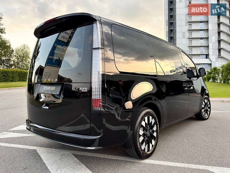 Минивэн Hyundai Staria 2025 в Киеве