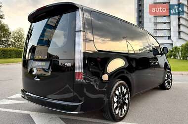 Минивэн Hyundai Staria 2025 в 