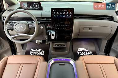 Минивэн Hyundai Staria 2025 в 