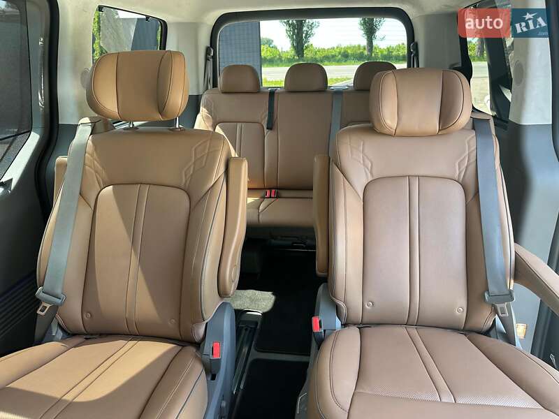 Минивэн Hyundai Staria 2024 в Василькове