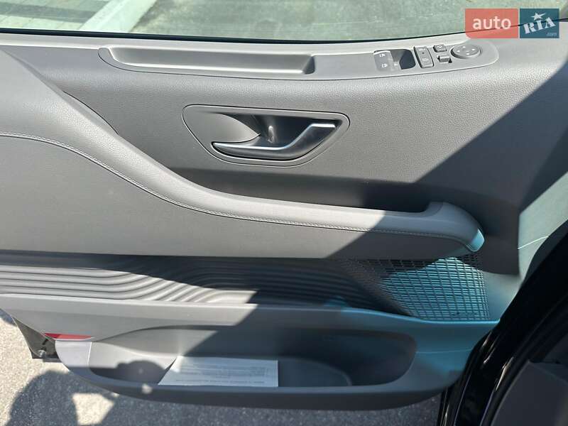 Минивэн Hyundai Staria 2024 в Василькове