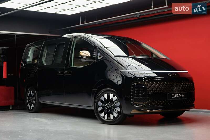 Минивэн Hyundai Staria 2025 в Киеве