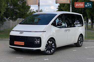 Мінівен Hyundai Staria 2021 в Дніпрі