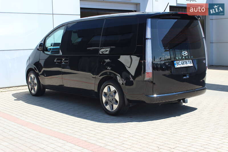 Минивэн Hyundai Staria 2023 в Львове