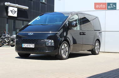 Hyundai Staria 2023