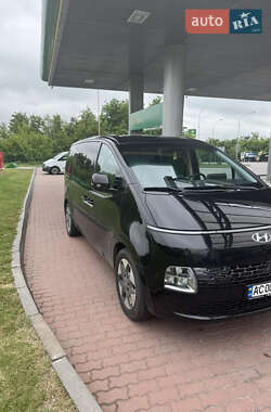Мінівен Hyundai Staria 2023 в Луцьку