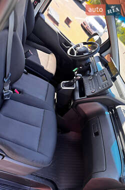 Минивэн Hyundai Staria 2022 в 