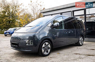 Мінівен Hyundai Staria 2024 в 
