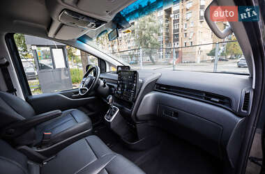 Мінівен Hyundai Staria 2024 в 