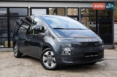 Мінівен Hyundai Staria 2024 в 