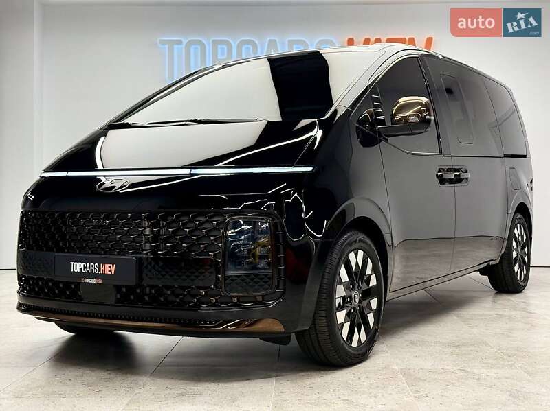 Минивэн Hyundai Staria 2025 в Киеве фото Минивэн Hyundai Staria 2025 в Киеве
