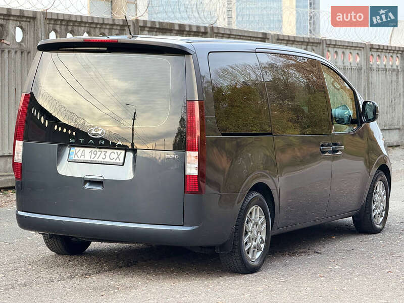 Минивэн Hyundai Staria 2021 в Киеве фото 5 Минивэн Hyundai Staria 2021 в Киеве