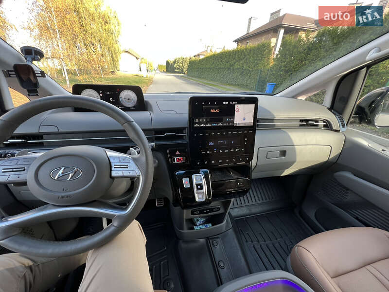 Минивэн Hyundai Staria 2022 в Киеве фото 7 Минивэн Hyundai Staria 2022 в Киеве