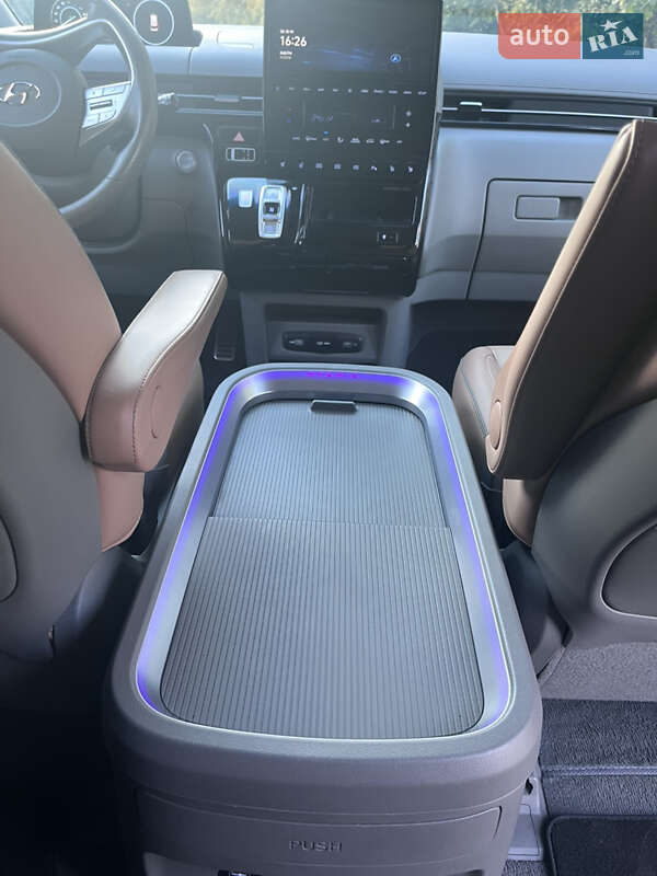 Минивэн Hyundai Staria 2023 в Одессе