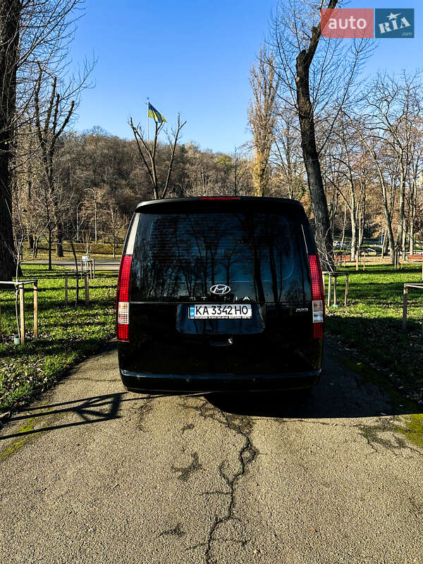 Минивэн Hyundai Staria 2022 в Киеве