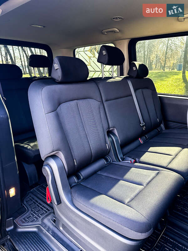Минивэн Hyundai Staria 2022 в Киеве