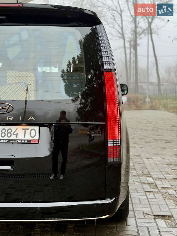 Мінівен Hyundai Staria 2022 в Дніпрі