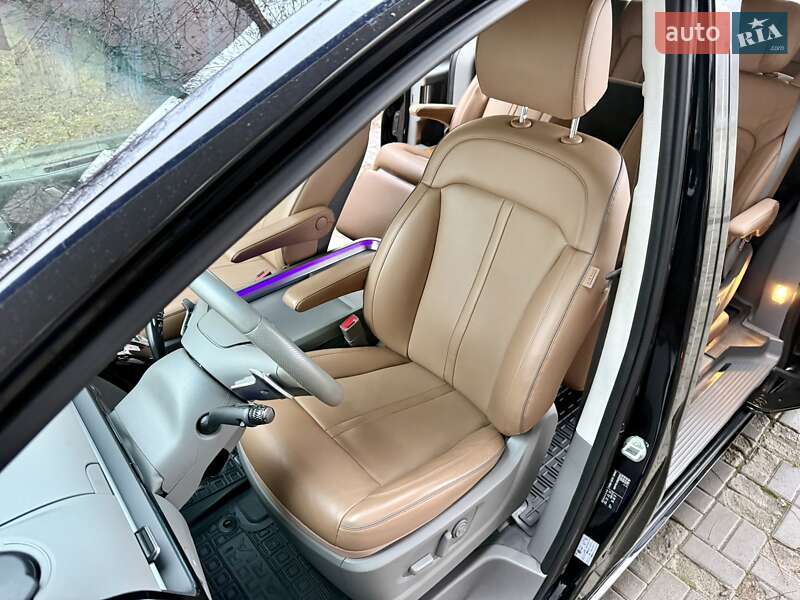 Мінівен Hyundai Staria 2022 в Дніпрі