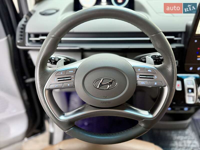 Мінівен Hyundai Staria 2022 в Дніпрі