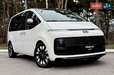 Мінівен Hyundai Staria 2021 в Києві