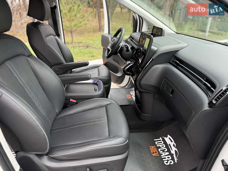 Мінівен Hyundai Staria 2021 в Києві фото 30 Мінівен Hyundai Staria 2021 в Києві