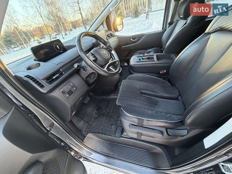 Мінівен Hyundai Staria 2021 в Чернігові