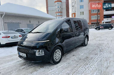 Минивэн Hyundai Staria 2023 в Киеве