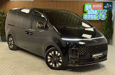 Мінівен Hyundai Staria 2022 в Києві