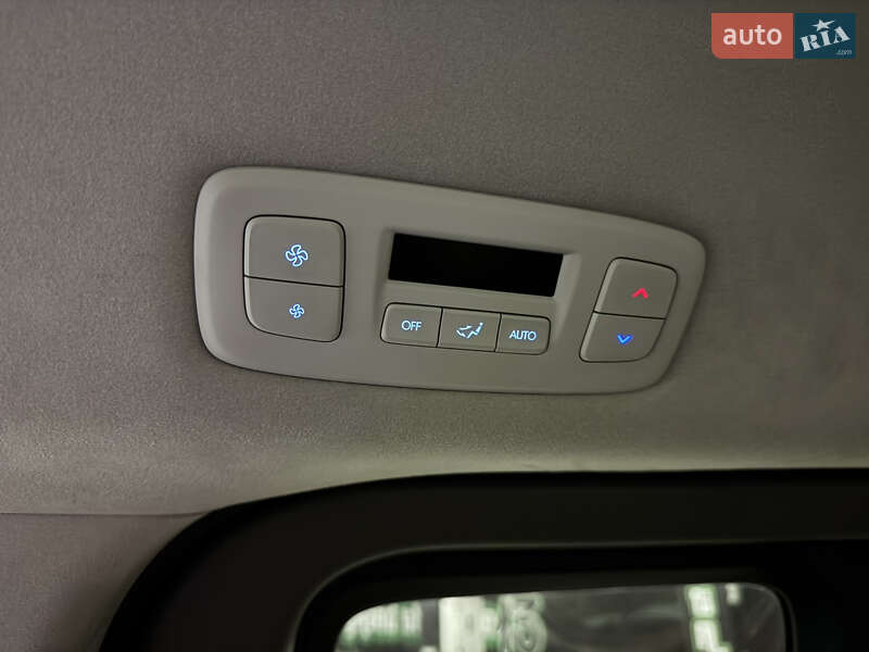 Минивэн Hyundai Staria 2022 в Киеве