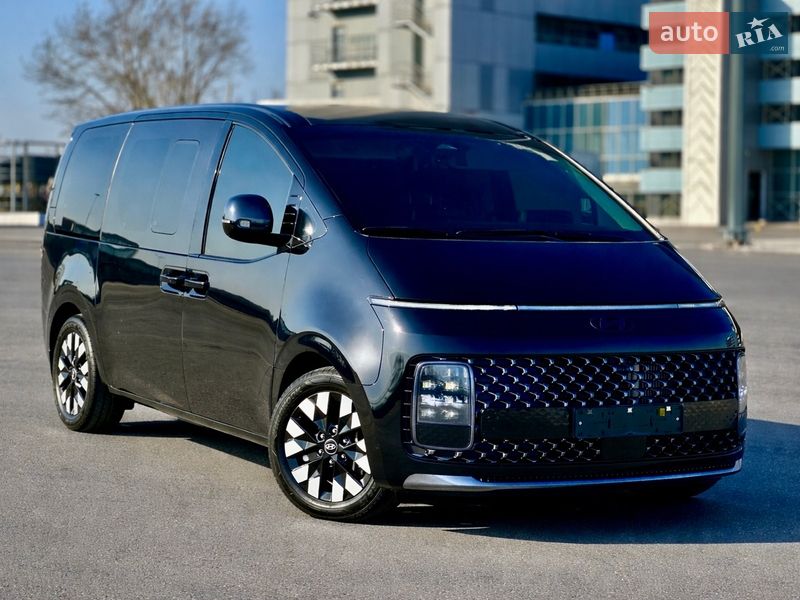 Hyundai Staria 2024