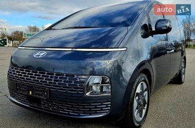 Мінівен Hyundai Staria 2021 в Дніпрі