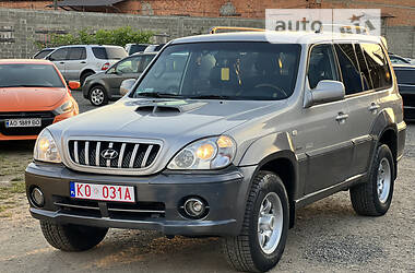 Внедорожник / Кроссовер Hyundai Terracan 2003 в Хусте