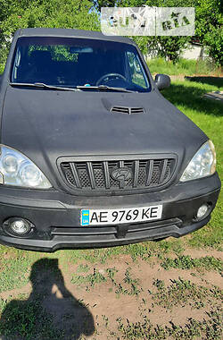 Внедорожник / Кроссовер Hyundai Terracan 2001 в Днепре