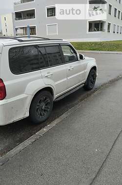 Позашляховик / Кросовер Hyundai Terracan 2001 в 
