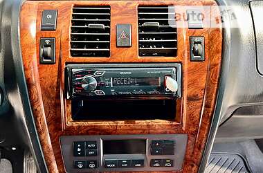 Внедорожник / Кроссовер Hyundai Terracan 2003 в 