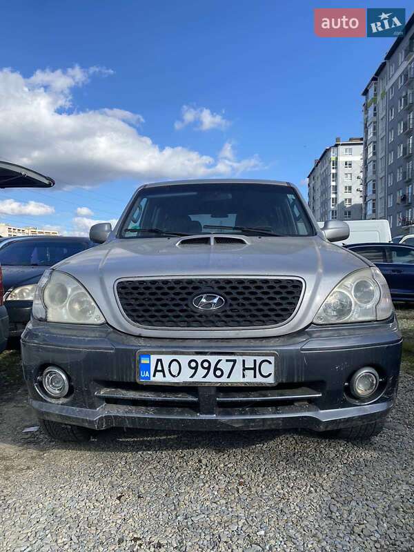 Внедорожник / Кроссовер Hyundai Terracan 2002 в Ивано-Франковске