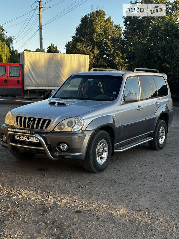 Позашляховик / Кросовер Hyundai Terracan 2003 в Харкові