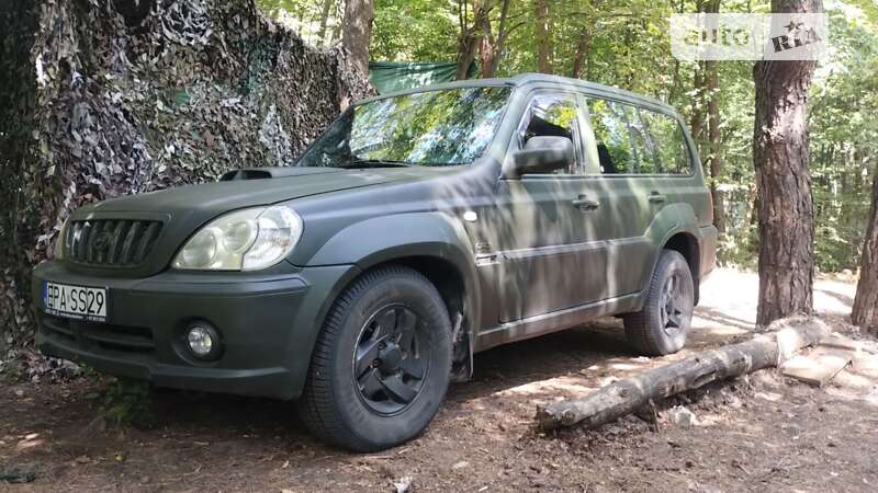 Внедорожник / Кроссовер Hyundai Terracan 2003 в Киеве