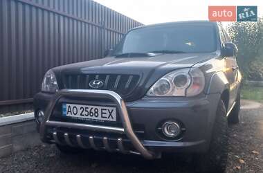 Позашляховик / Кросовер Hyundai Terracan 2002 в Ужгороді