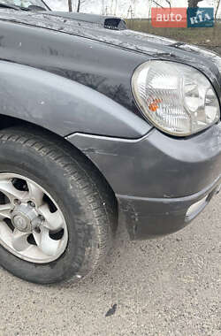 Внедорожник / Кроссовер Hyundai Terracan 2006 в 